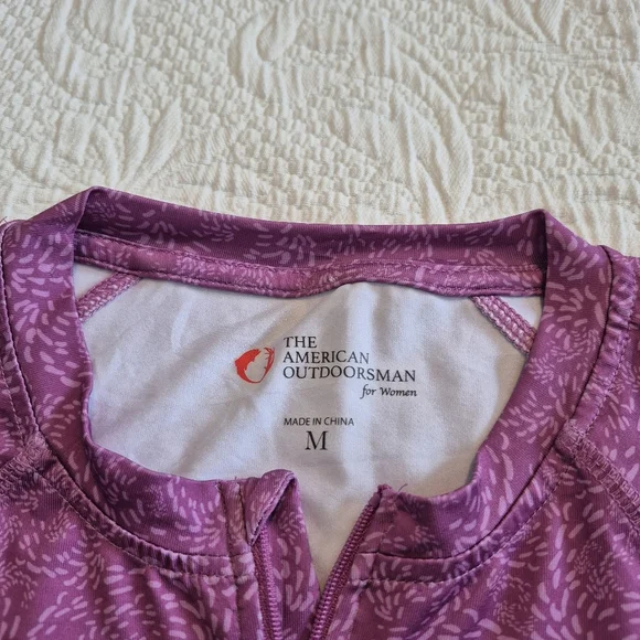 The American Outdoorsman women's Medium sun protected 1/2 zip suntee NEW Fuchsia - Picture 3 of 8